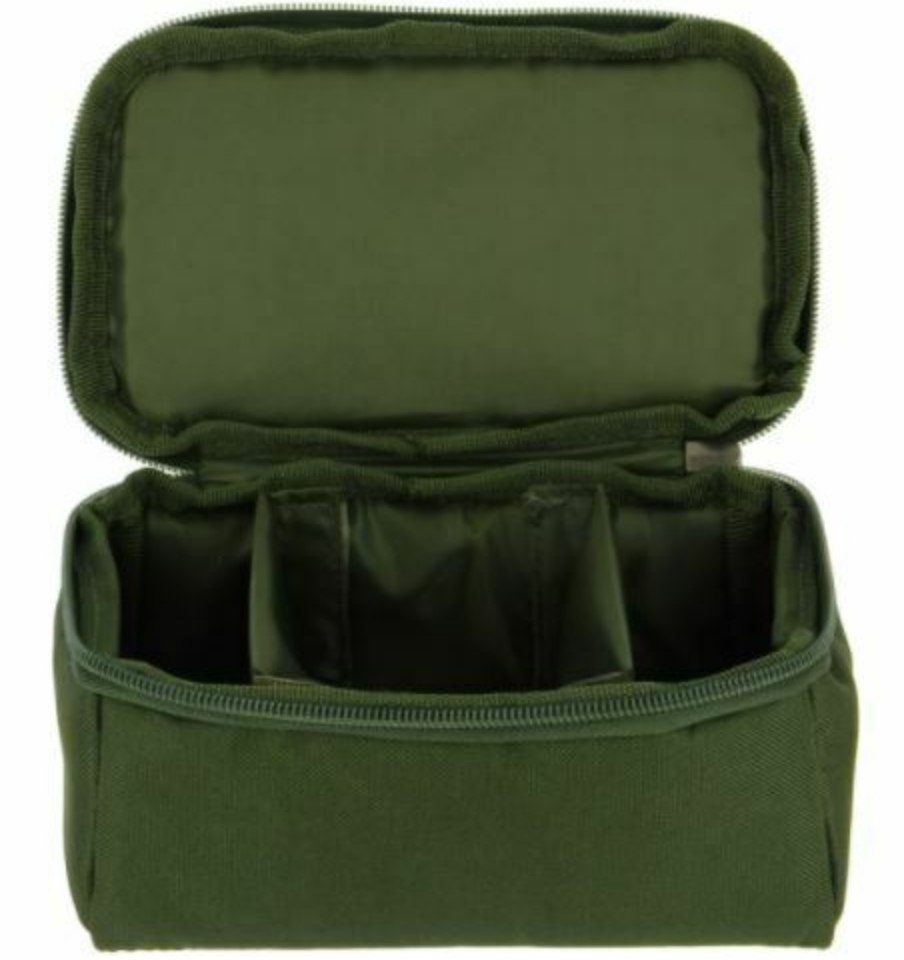 Three-way lead bag.
Two removable material dividers.
Ideal for storing leads and other fishing accessories.
Size 18 x 12.5 x 8cm
Brand: NGT.