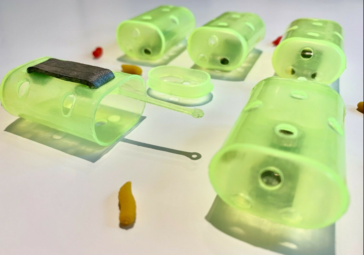 Fishonlinestore Large 70mm Flat Bottomed Block End Maggot Feeder.
70mm
Great item for lake or river
Price is for 1 feeder.