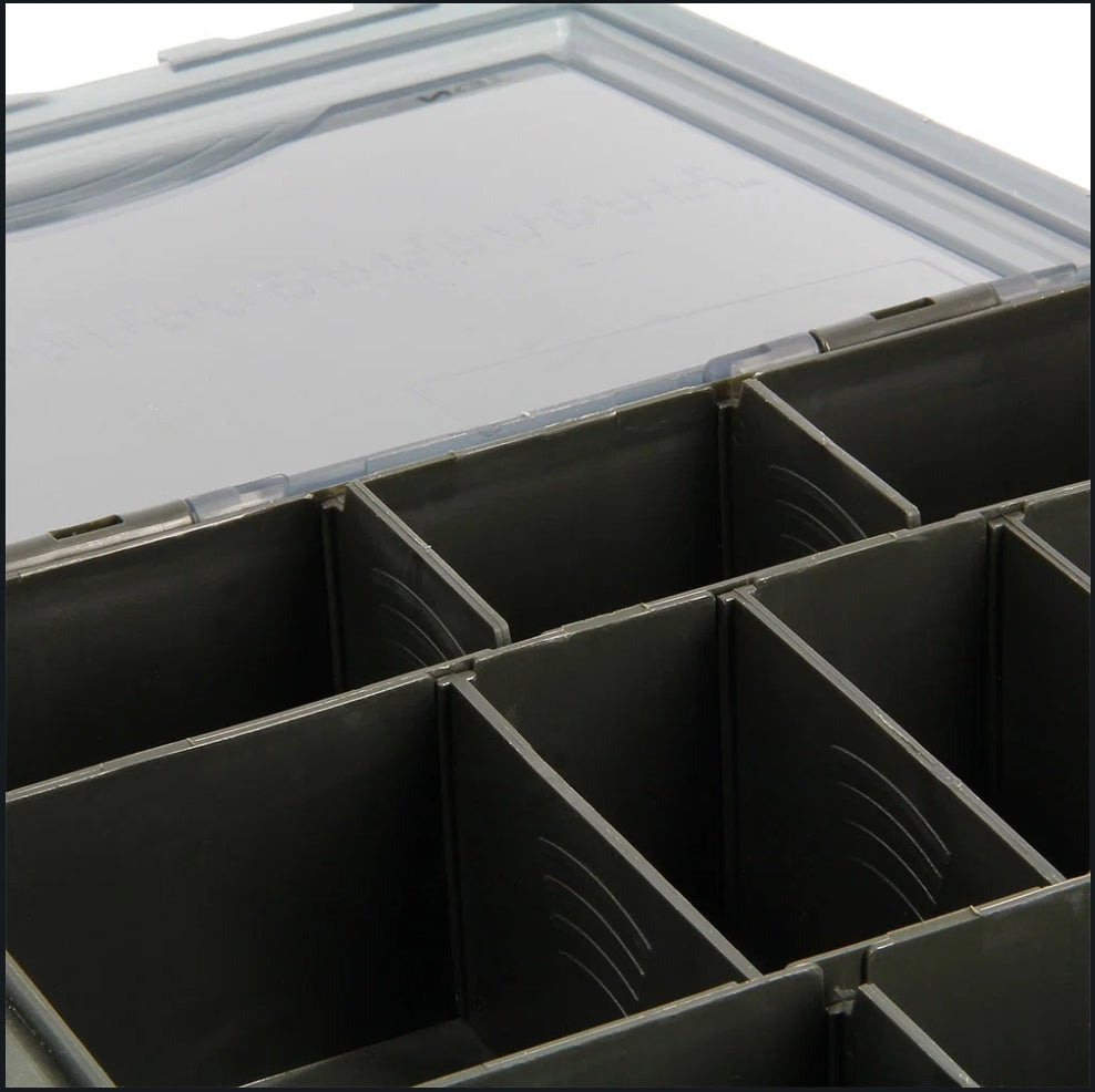 NGT 4+1 Tackle Box - Tackle Box with 4 Bit Boxes
